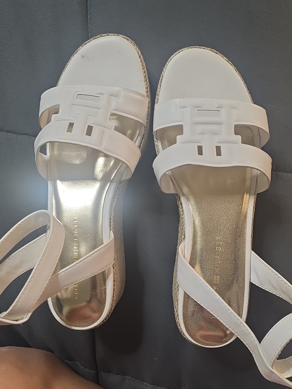 Tommy Hilfiger White Cutout Strap Women’s Slide Sandals
